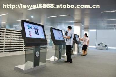 山東液晶廣告機(jī)觸摸屏采購(gòu)指南 聚焦?jié)蠘?lè)維永道LW-520